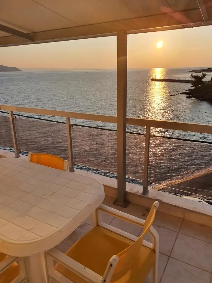 Sunset_Apartments Only 15 Meters From The Sea Neos Marmaras